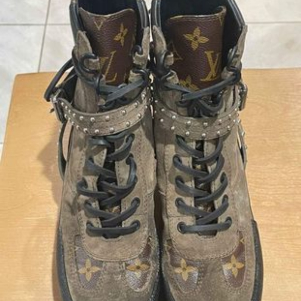 LV combat boots size 6.5W - Picture 6 of 10